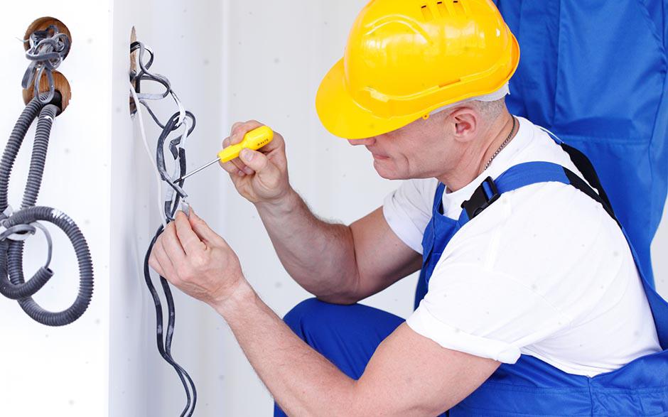 tarif travaux électricité Luzarches